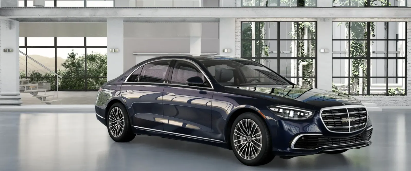 Luxury Sedan / Town Car photo 1 of 4