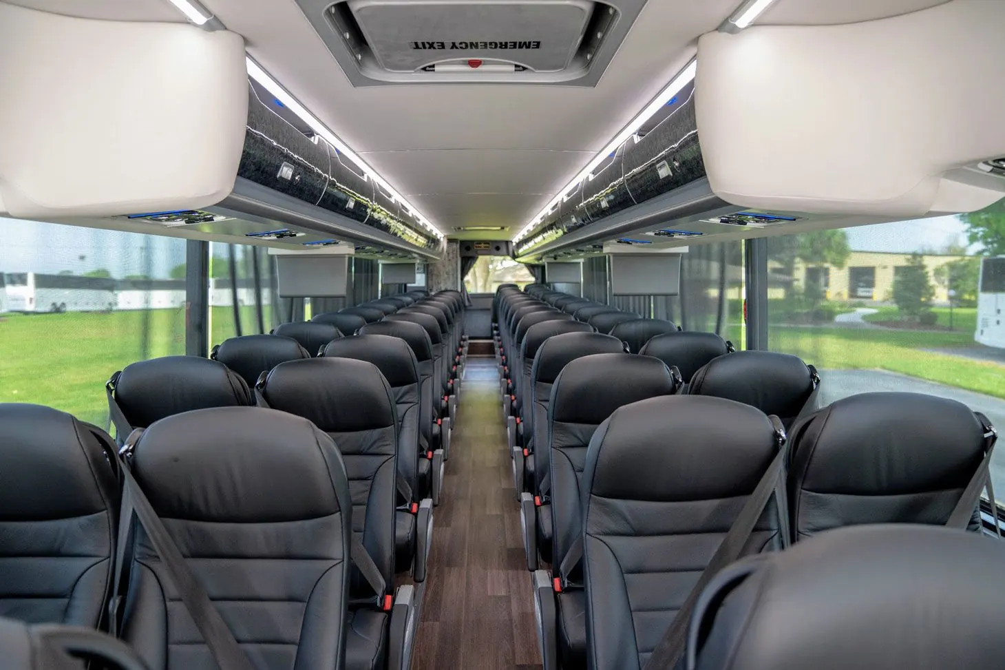 Charter Bus / Motor Coach photo 3 of 6