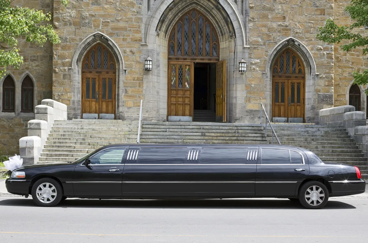 Stretch Limousine photo 1 of 5